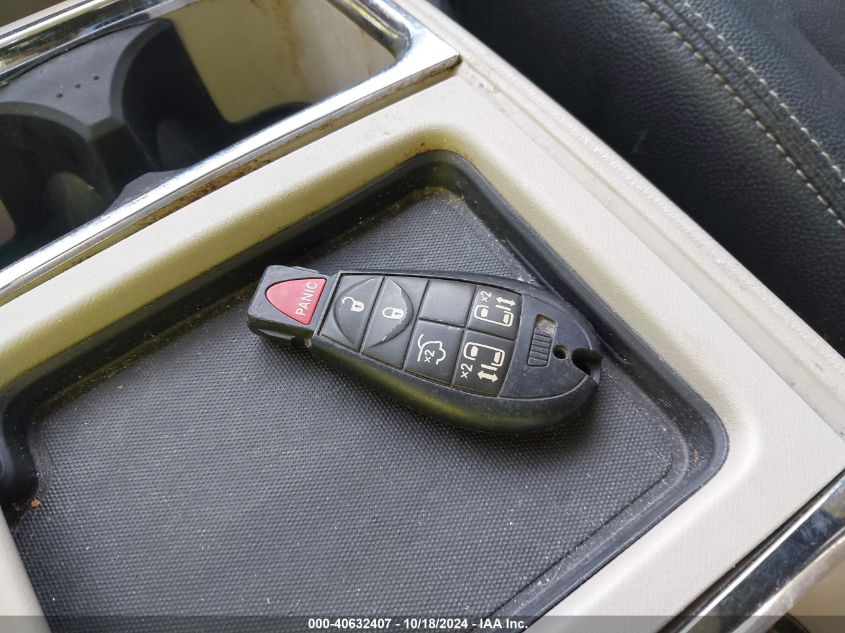 2014 CHRYSLER TOWN & COUNTRY TOURING - 2C4RC1BG1ER169181