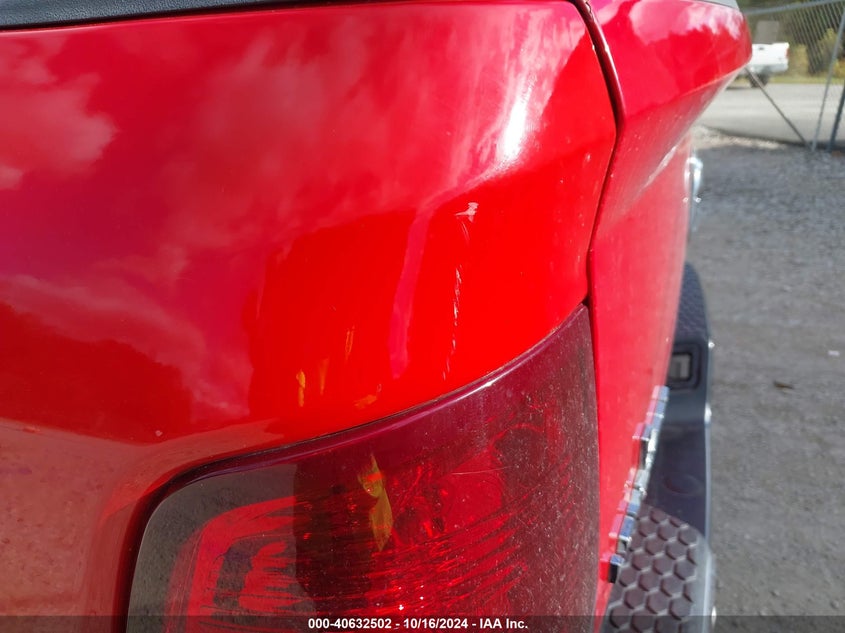 2018 Ram 1500 Lone Star Silver 4X4 5'7 Box VIN: 1C6RR7LT0JS213829 Lot: 40632502