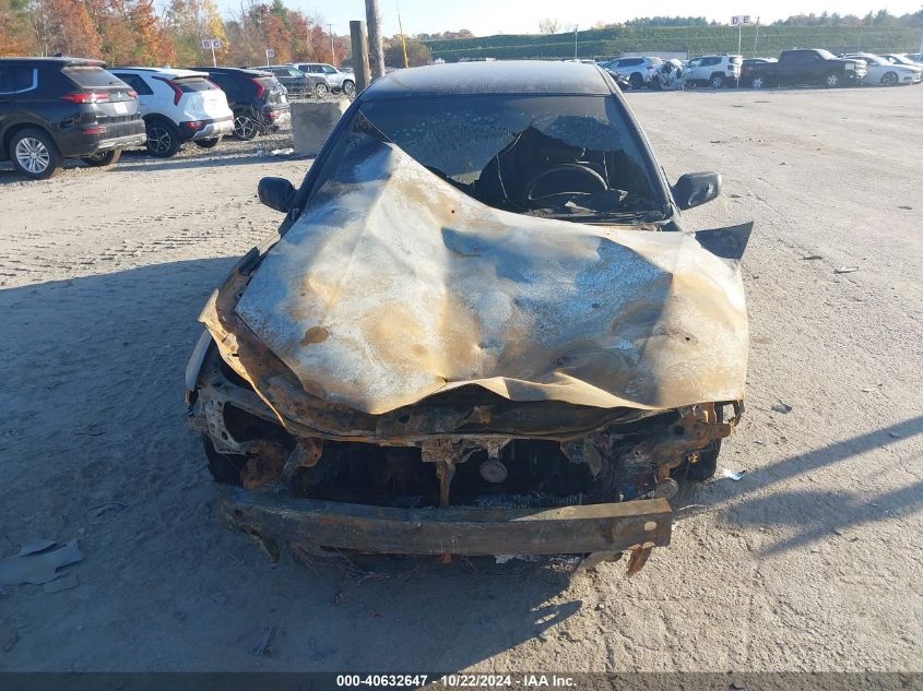 2000 Toyota Camry Le VIN: 4T1BG22K4YU683805 Lot: 40632647