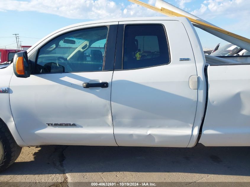 2007 Toyota Tundra Sr5 5.7L V8 VIN: 5TFSV54177X003747 Lot: 40632691