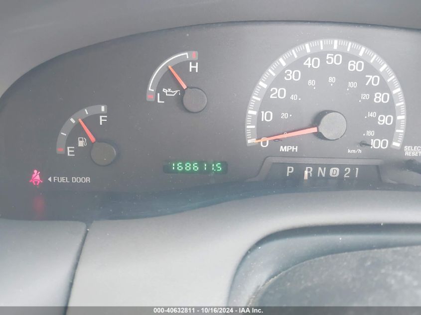 2002 Ford F-150 Xl/Xlt VIN: 1FTRF17282KA89908 Lot: 40632811