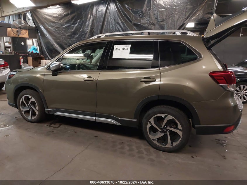 2022 SUBARU FORESTER TOURING - JF2SKARC5NH435497