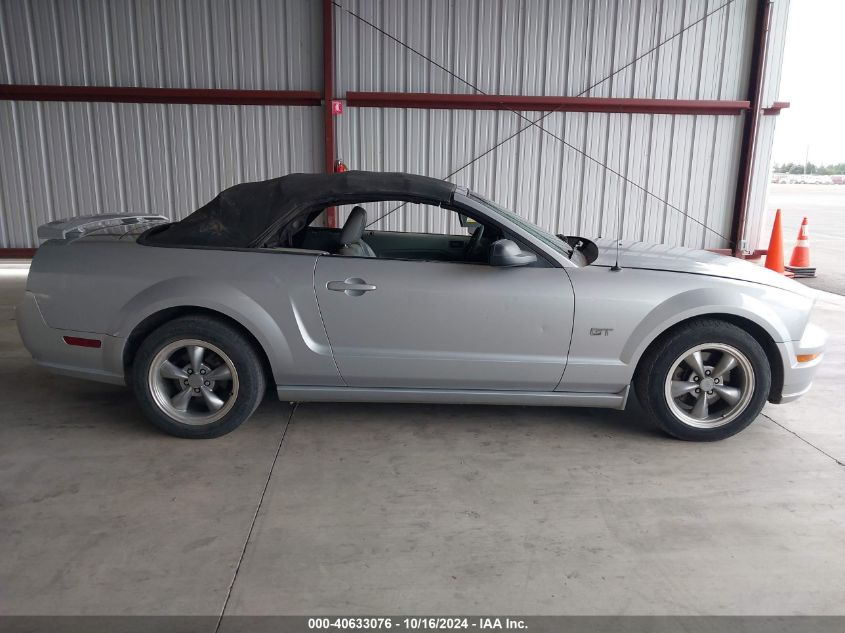 2005 Ford Mustang Gt VIN: 1ZVFT85H555195258 Lot: 40633076