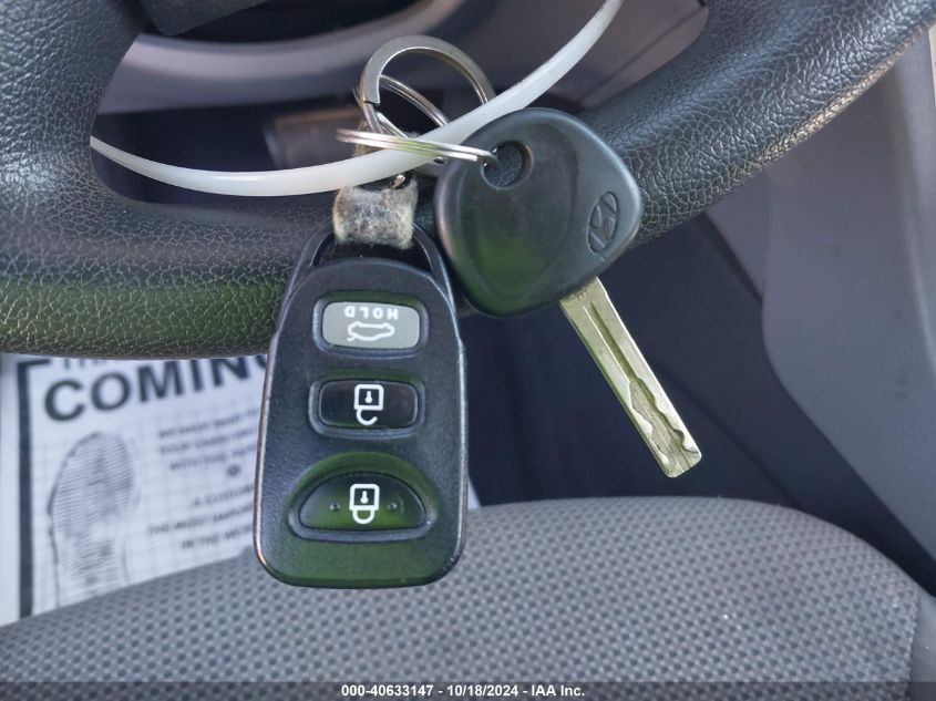 2014 HYUNDAI SONATA GLS - 5NPEB4AC3EH902457