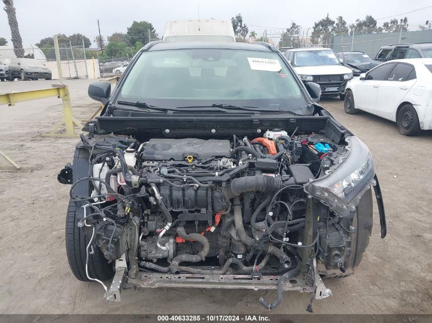 VIN JTMLWRFV2KD002749 2019 TOYOTA RAV4 HYBRID no.13