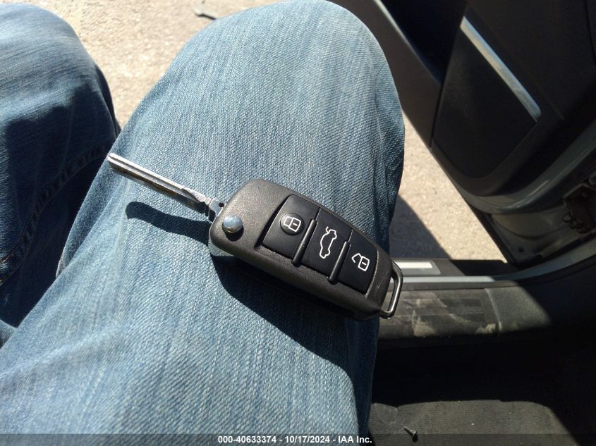 2012 Audi A3 2.0T Premium VIN: WAUKEBFM9CA058815 Lot: 40633374