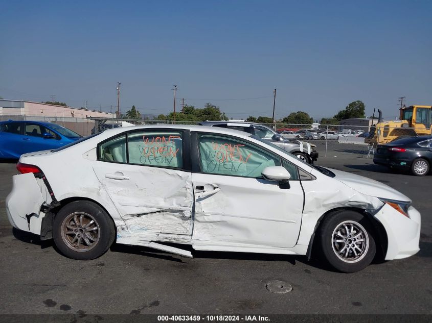 2022 Toyota Corolla Hybrid Le VIN: JTDEAMDE4NJ051227 Lot: 40633459