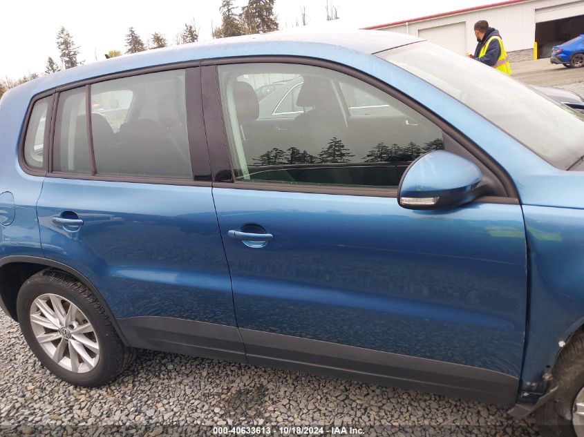 2017 Volkswagen Tiguan 2.0T/2.0T S VIN: WVGBV7AX8HK053667 Lot: 40633613