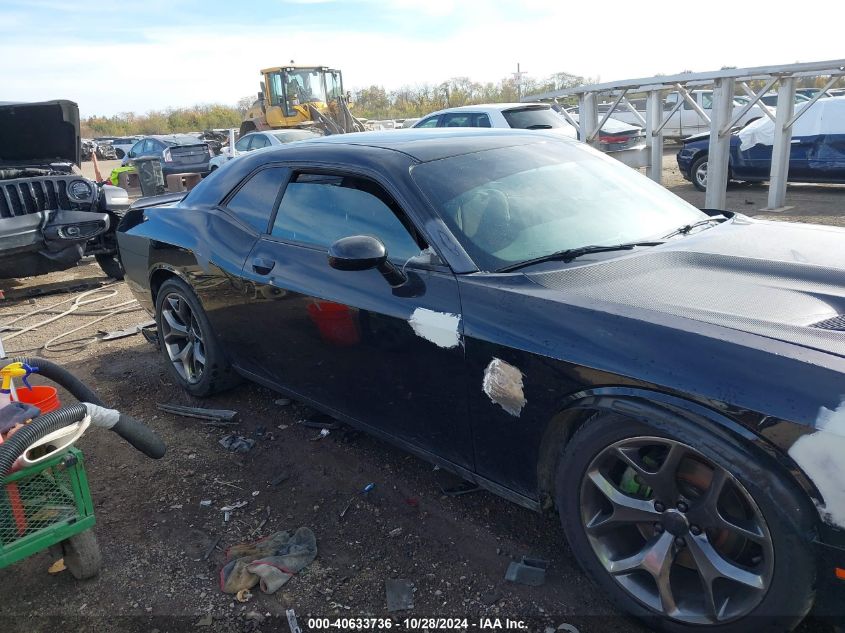 2015 Dodge Challenger R/T VIN: 2C3CDZAT9FH704138 Lot: 40633736