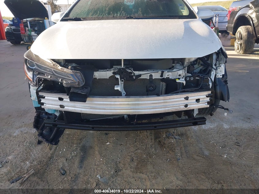 VIN 5YFFPMAE4MP238002 2021 TOYOTA COROLLA XLE