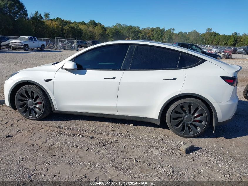 2022 Tesla Model Y Performance Dual Motor All-Wheel Drive VIN: 7SAYGDEF8NF532014 Lot: 40634137