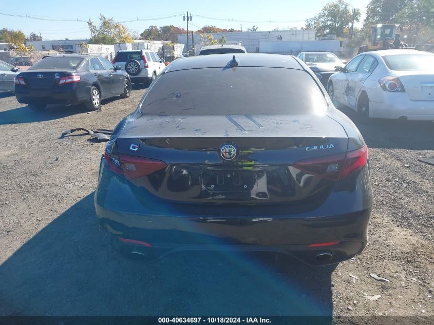 2018 Alfa Romeo Giulia Ti Sport Awd VIN: ZARFAEEN0J7568420 Lot: 40634697