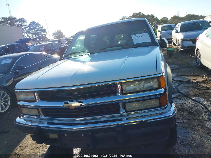 1994 Chevrolet Suburban K1500 VIN: 1GNFK16KXRJ388372 Lot: 40634992