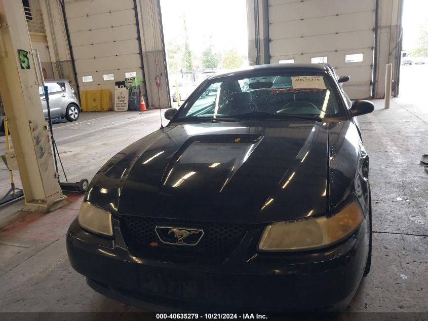 2000 Ford Mustang VIN: 1FAFP4048YF230657 Lot: 40635279