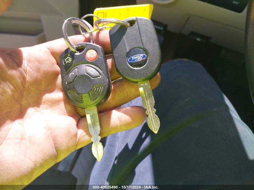 2011 Ford Escape Xlt VIN: 1FMCU0DG1BKC27600 Lot: 40635490