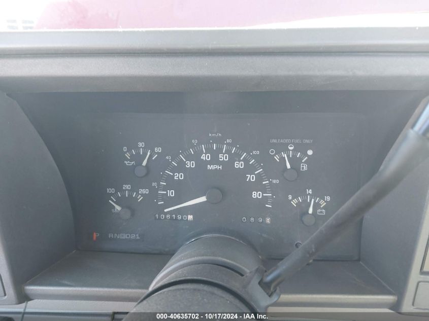 1993 Chevrolet Gmt-400 C1500 VIN: 1GCEC14K5PZ229049 Lot: 40635702