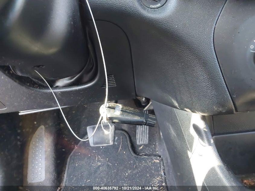 2017 Jeep Cherokee Sport Fwd VIN: 1C4PJLAB6HD235696 Lot: 40635792