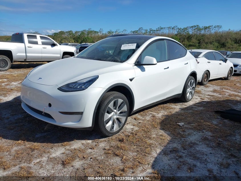VIN 7SAYGDEE5NF353422 2022 TESLA MODEL Y LONG RANGE DUAL MOTOR ALL-WHEEL DRIVE