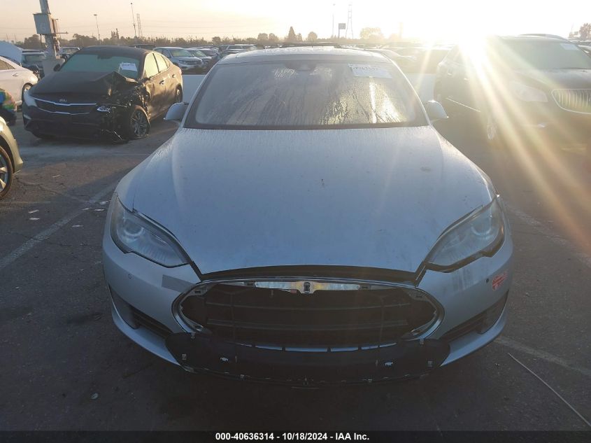 2015 Tesla Model S 70D/85D/P85D VIN: 5YJSA1E27FF114657 Lot: 40636314