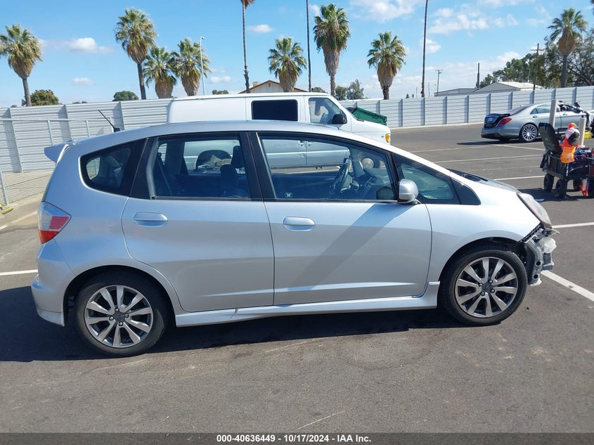 2013 HONDA FIT SPORT - JHMGE8H50DC001036