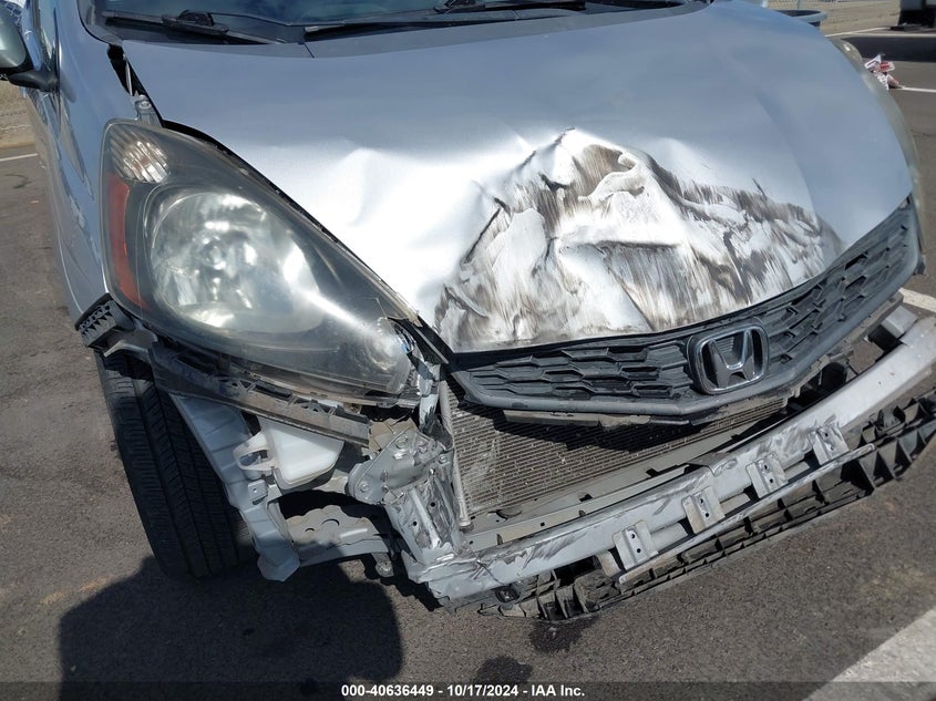 2013 HONDA FIT SPORT - JHMGE8H50DC001036