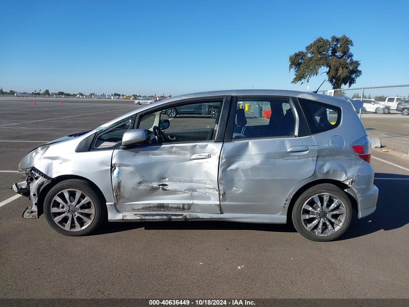 2013 HONDA FIT SPORT - JHMGE8H50DC001036