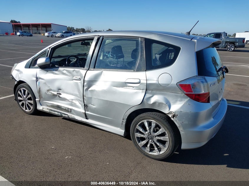 2013 HONDA FIT SPORT - JHMGE8H50DC001036