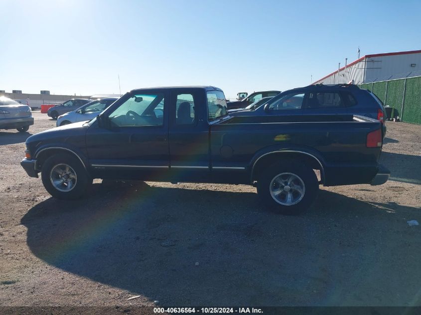 2001 Chevrolet S-10 Ls VIN: 1GCCS19W518180695 Lot: 40636564