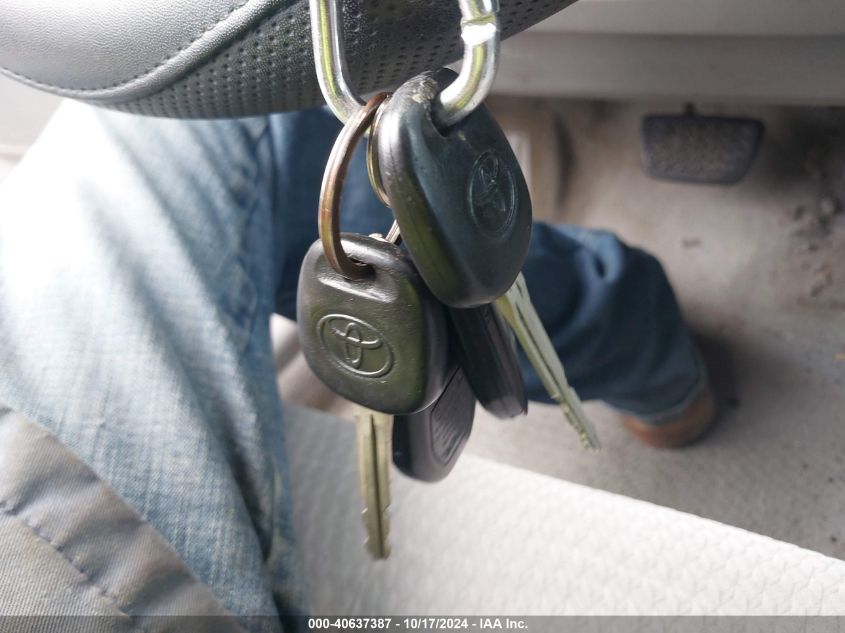 2010 Toyota Camry VIN: 4T4BF3EKXAR005298 Lot: 40637387