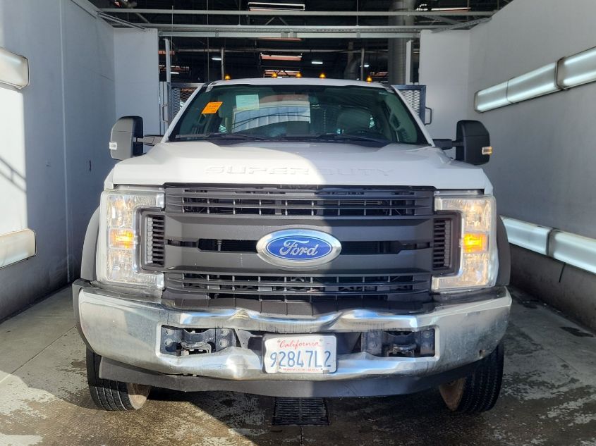 2018 Ford F-550 Chassis Xl VIN: 1FDUF5GY6JEC47693 Lot: 40637577