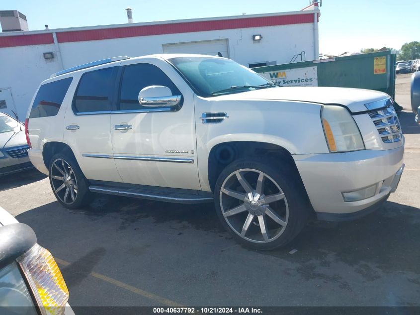 2007 Cadillac Escalade Standard VIN: 1GYFK63897R241290 Lot: 40637792