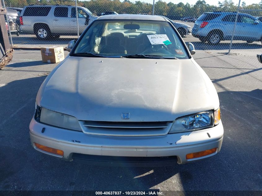 1995 Honda Accord Lx/Ex VIN: 1HGCD563XSA150535 Lot: 40637837