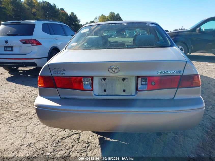 2000 Toyota Camry Ce VIN: 4T1BG22K2YU750207 Lot: 40638106