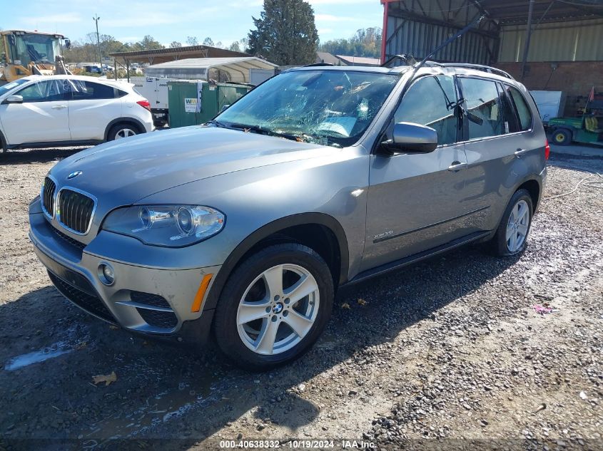 VIN 5UXZV4C58D0B10101 2013 BMW X5 no.2