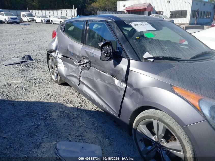 2013 Hyundai Veloster Base W/Black VIN: KMHTC6AD7DU118209 Lot: 40638734