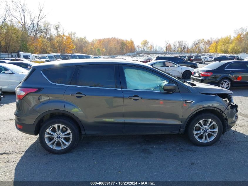 2017 Ford Escape Se VIN: 1FMCU9GD5HUD30862 Lot: 40639177