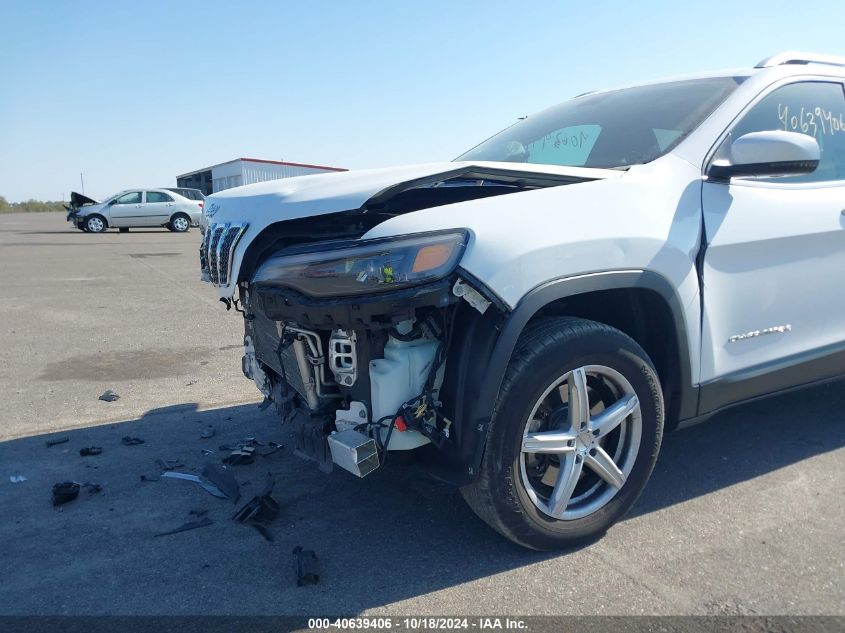 2019 Jeep Cherokee Latitude Plus 4X4 VIN: 1C4PJMLX3KD310697 Lot: 40639406