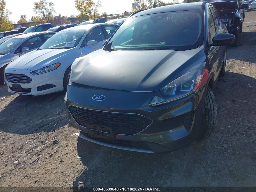 VIN 1FMCU9G62LUC71196 2020 FORD ESCAPE SE