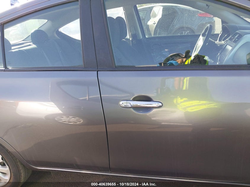 2019 Nissan Versa 1.6 Sv VIN: 3N1CN7AP8KL840913 Lot: 40639655