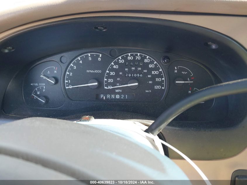 2000 Ford Explorer Eddie Bauer VIN: 1FMDU84P0YZC60039 Lot: 40639823