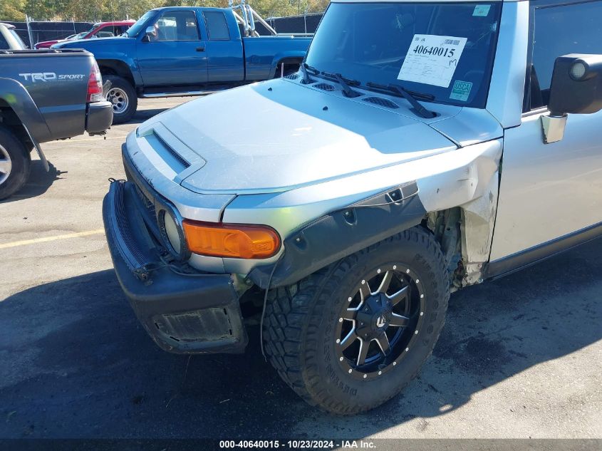 2007 Toyota Fj Cruiser VIN: JTEZU11F370011715 Lot: 40640015