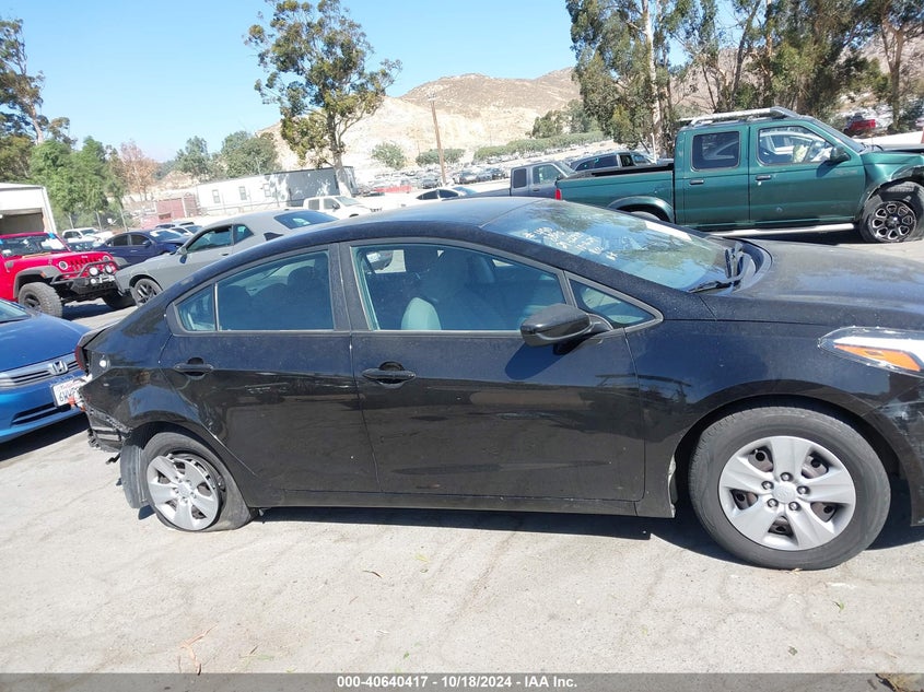 2017 KIA FORTE LX - 3KPFK4A71HE032188
