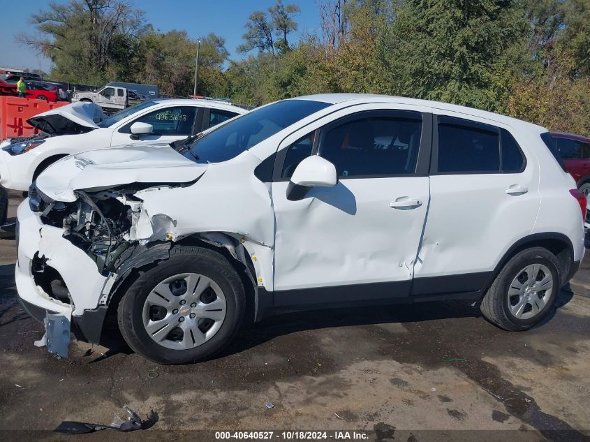 2018 Chevrolet Trax Ls VIN: KL7CJKSB2JB546158 Lot: 40640527