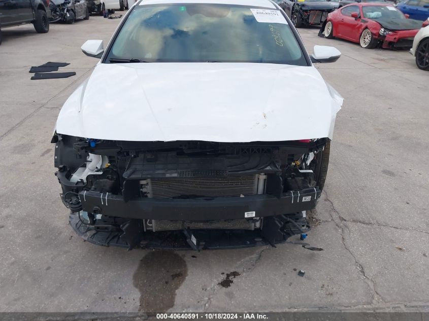 2022 Hyundai Elantra Hybrid Limited VIN: KMHLN4AJXNU024699 Lot: 40640591