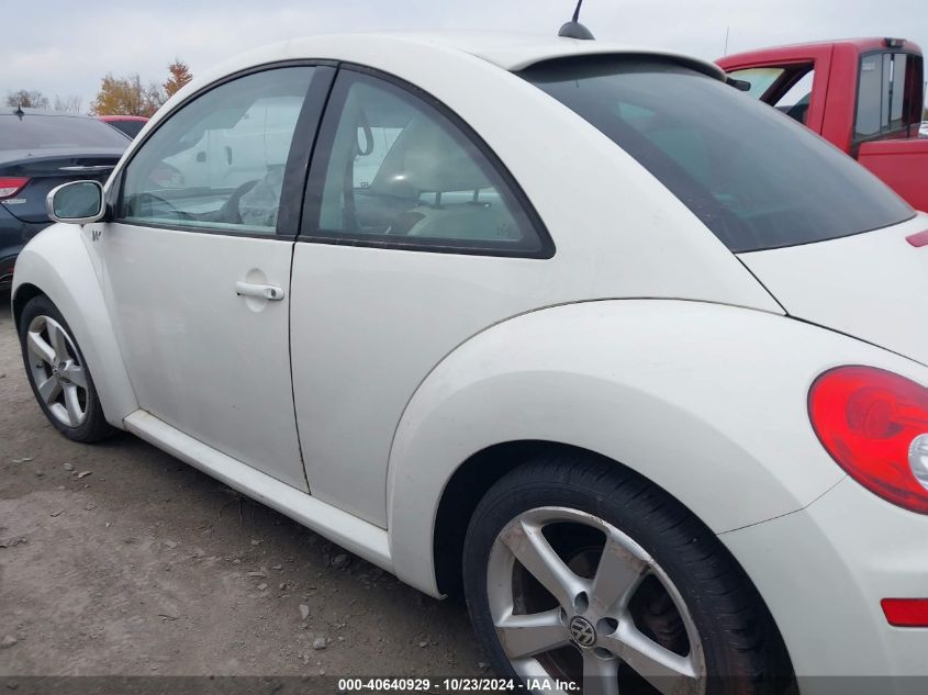 2008 Volkswagen New Beetle Black Tie Edition/Triple White VIN: 3VWFW31C08M510597 Lot: 40640929