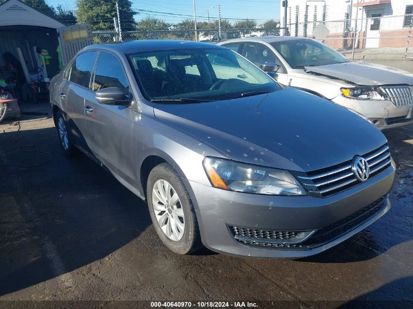 2013 Volkswagen Passat 2.5L S VIN: 1VWAP7A37DC048419 Lot: 40640970