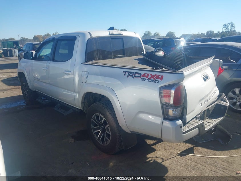 VIN 3TYCZ5AN7NT100034 2022 TOYOTA TACOMA TRD SPORT