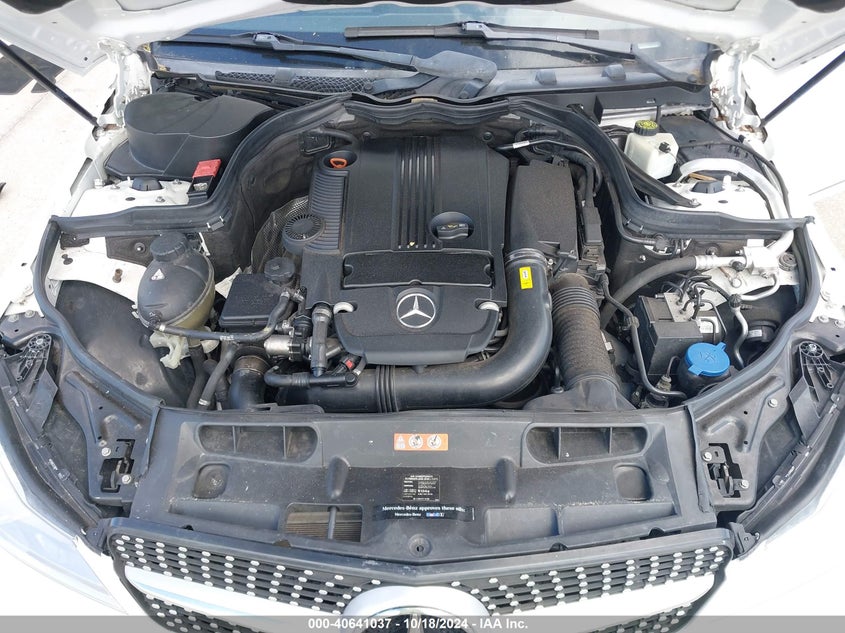2014 MERCEDES-BENZ C 250 LUXURY/SPORT - WDDGF4HB6EG226896