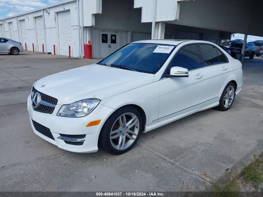 2014 MERCEDES-BENZ C 250 LUXURY/SPORT - WDDGF4HB6EG226896