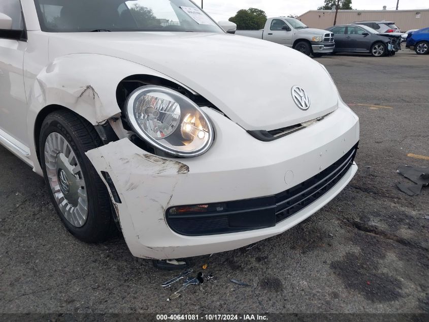 2013 Volkswagen Beetle 2.5L VIN: 3VW5X7AT9DM820452 Lot: 40641081